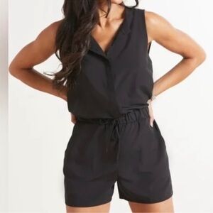 Evereve Black Sleeveless Romper